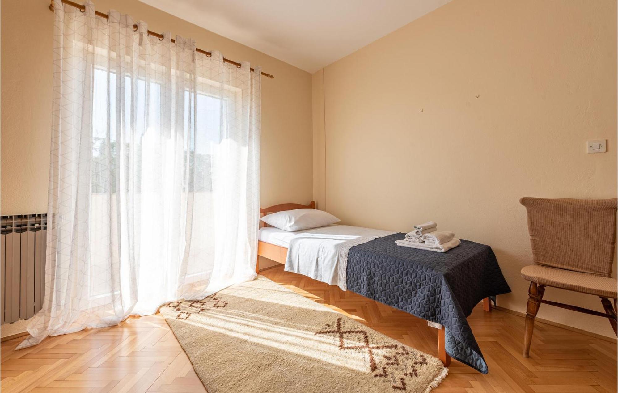Cozy Apartment In Zadar With Wifi Buitenkant foto