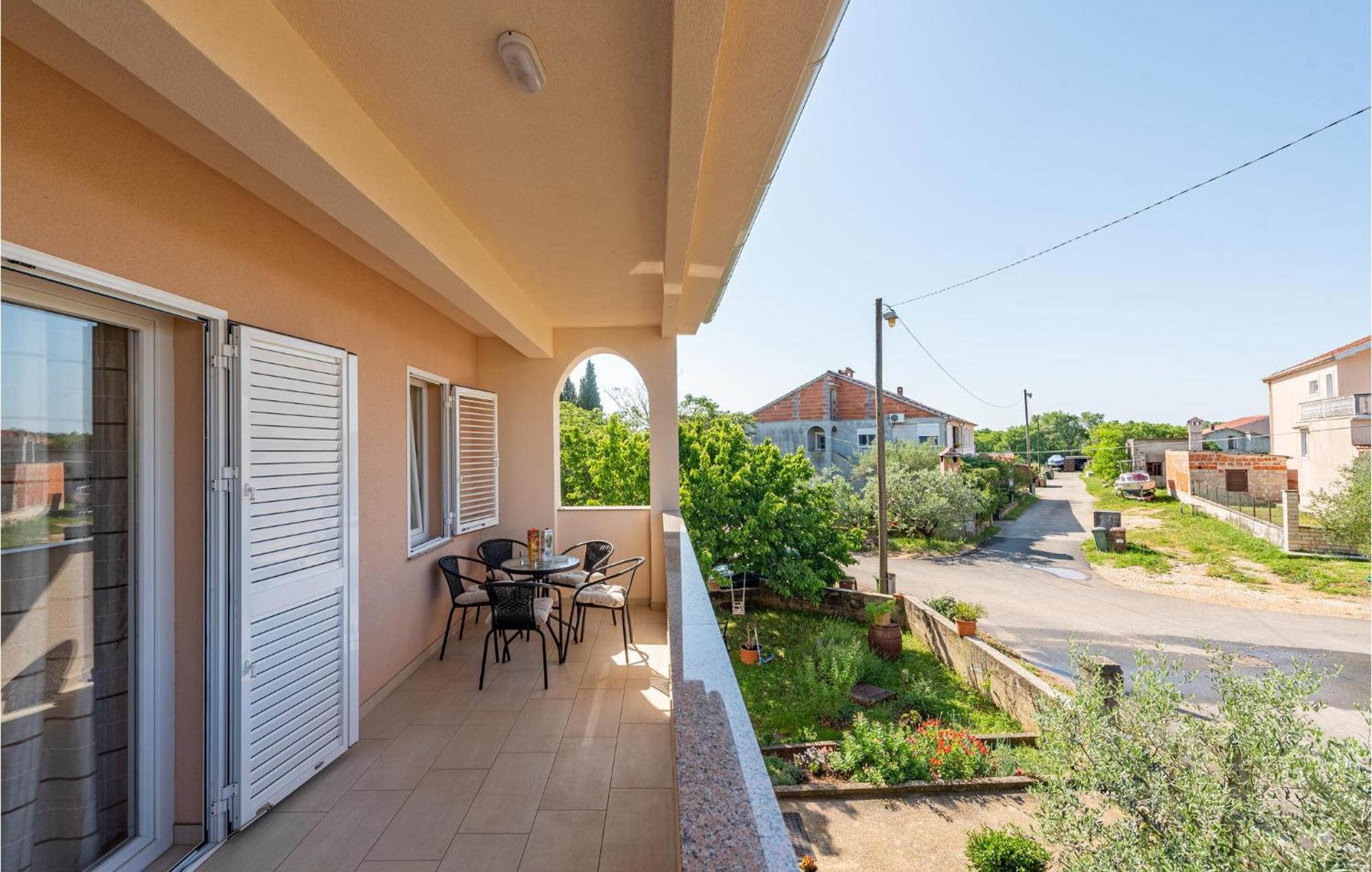 Cozy Apartment In Zadar With Wifi Buitenkant foto