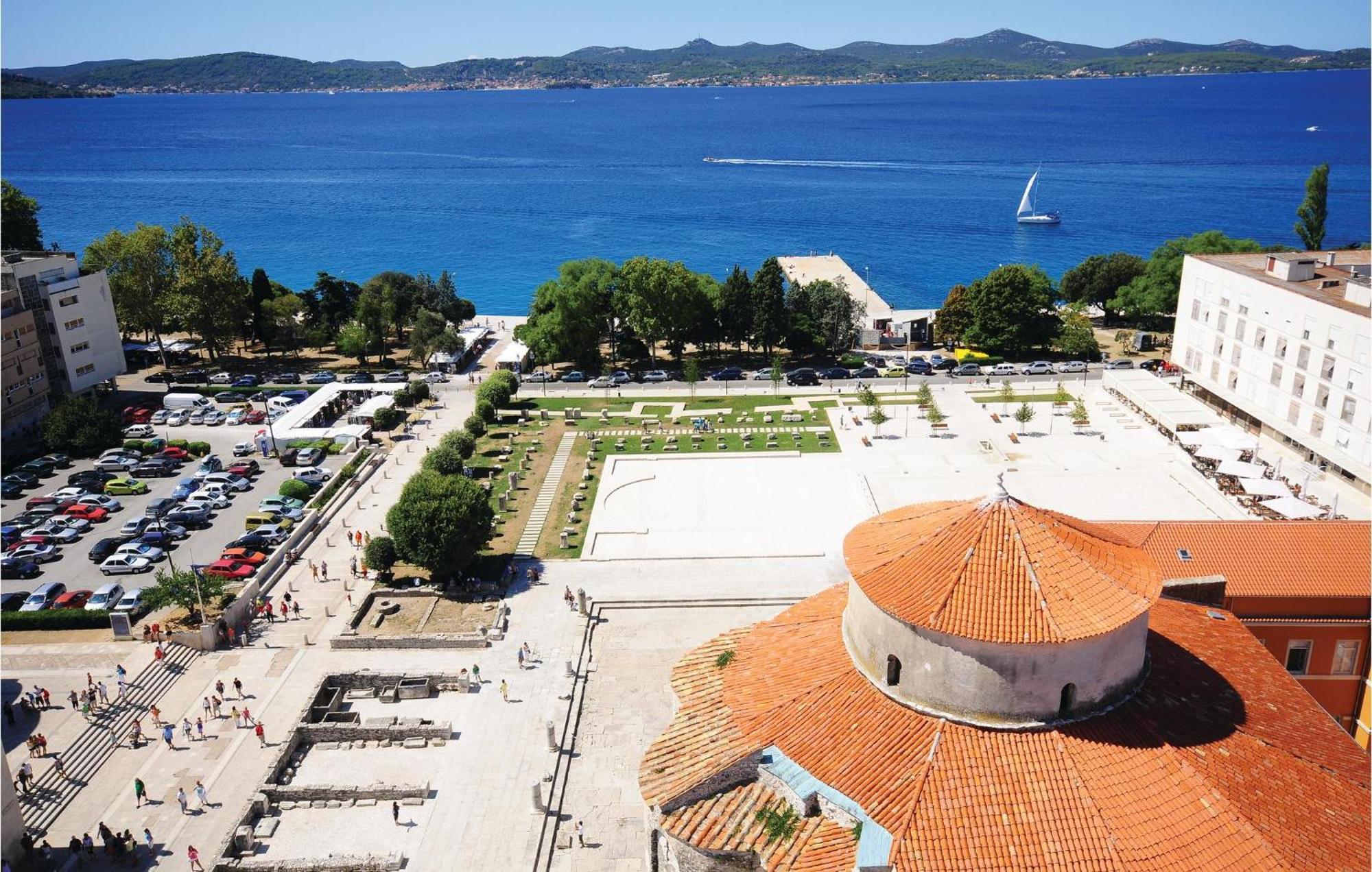 Cozy Apartment In Zadar With Wifi Buitenkant foto